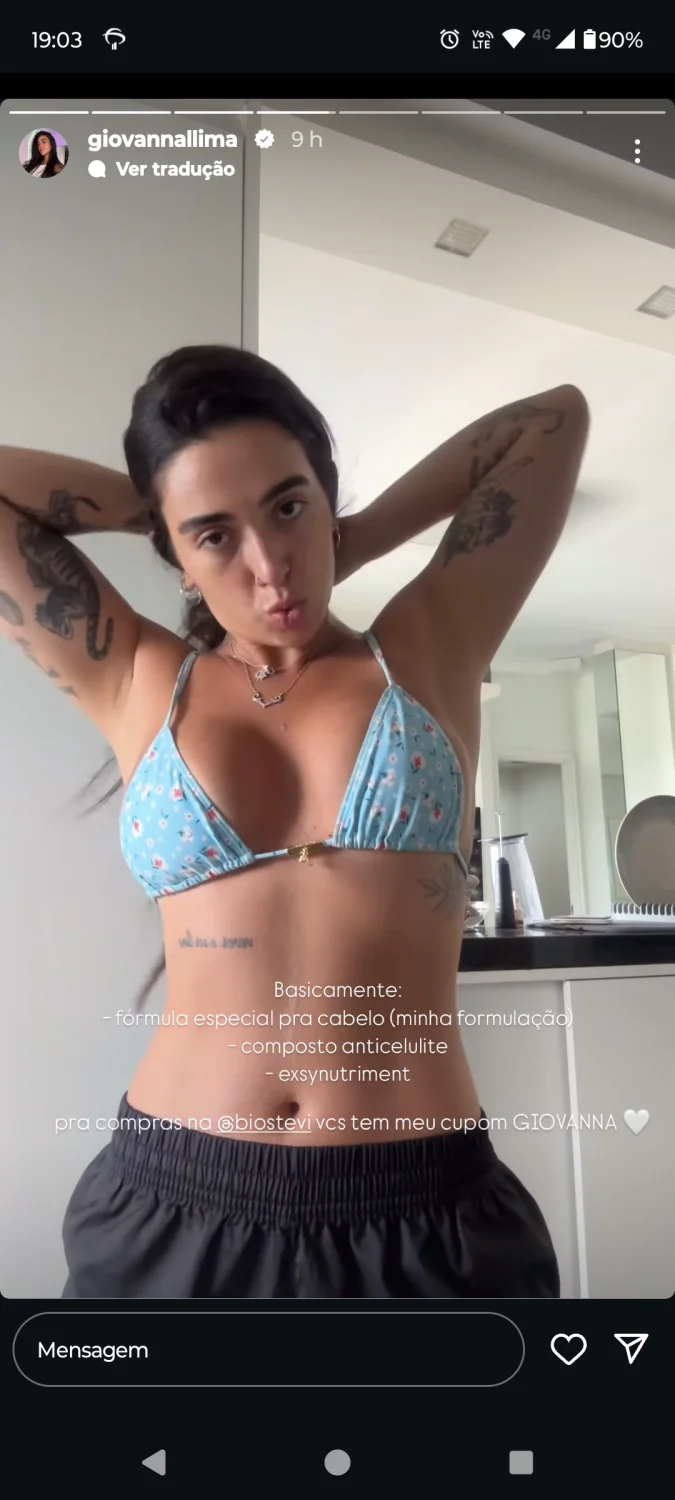 Giovana Lima se exibindo image 9