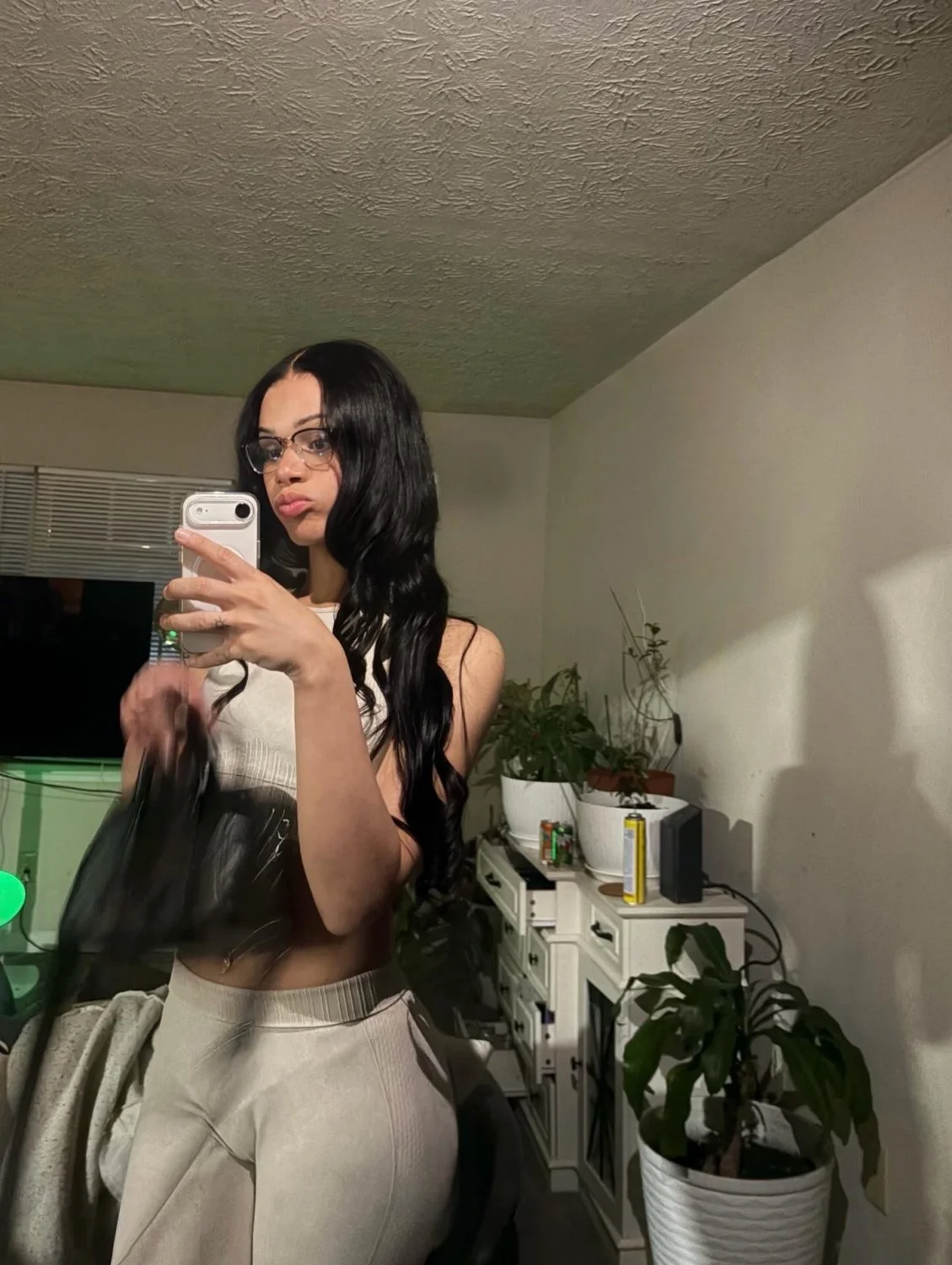 Light Skin Baddie Trans Showing Her Body Off 😍😋 (Black, Petite, Jerking, Blowjob, Twerk, Natural) image 6