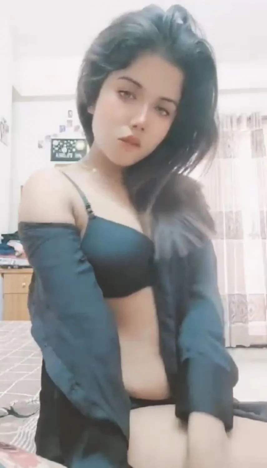 511 - Slutty Indian girl image 2