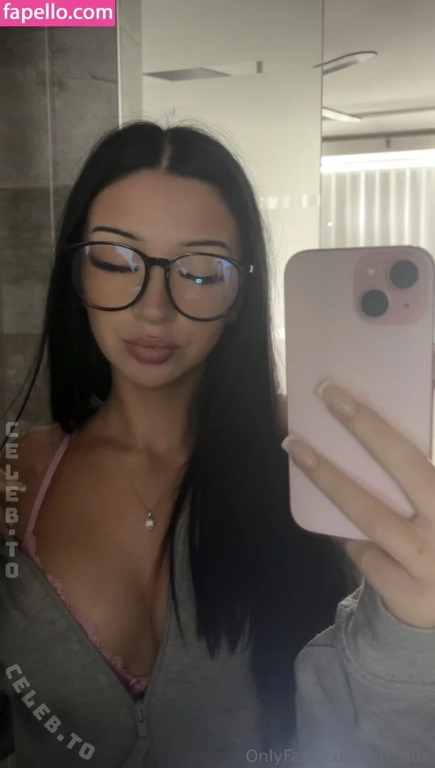 Latina college bop Lottie leaked image 5
