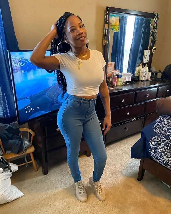 Cute, Slim Thick, Big Titty, Ebony Milf. I'd Marinate In That Pussy & I Would Not Pull Out 109 image 23