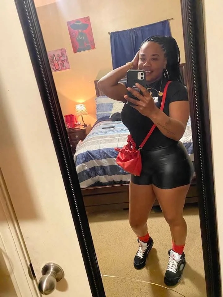 Cute, Slim Thick, Big Titty, Ebony Milf. I'd Marinate In That Pussy & I Would Not Pull Out 109 image 7