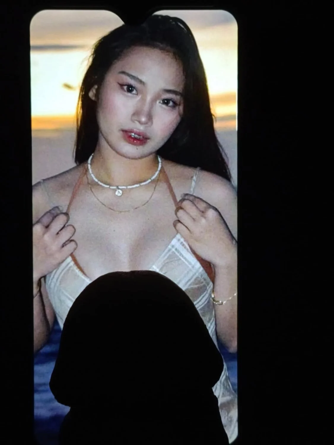 Requested Post: Daddy wants me to share this. Him jerking on an 18yo slutty girl /\LT|-|eA V!ß@L🍆💦 image 3