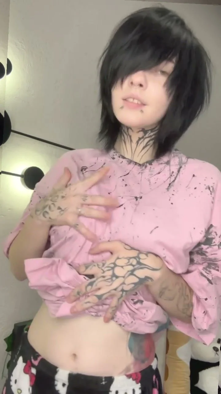 🔞 nasty big boobs orgasming tight pussy cum dripping 🫦🍑 See my OF image 2