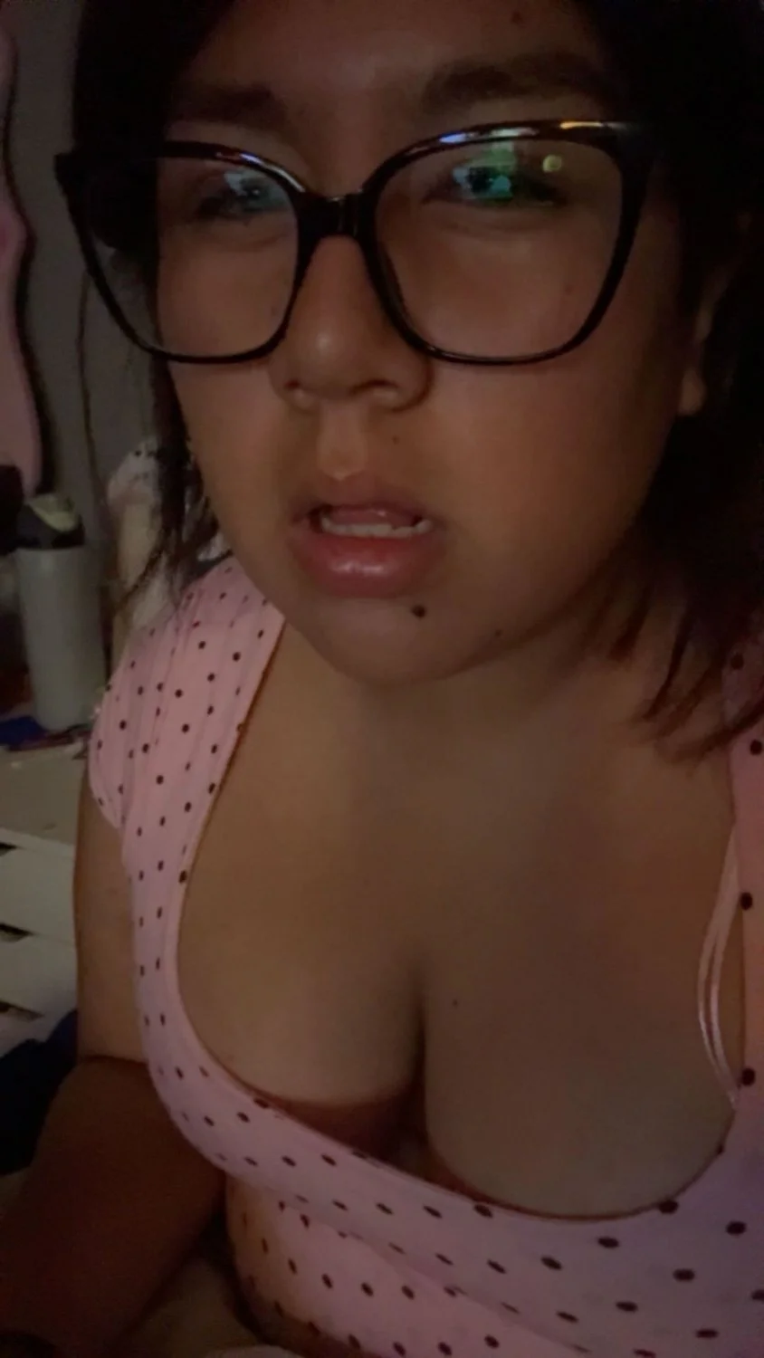 New Slut Ray, 20, show her some love image 9