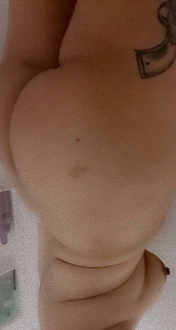 Slutty Latina milf anyone recognize her? image 13