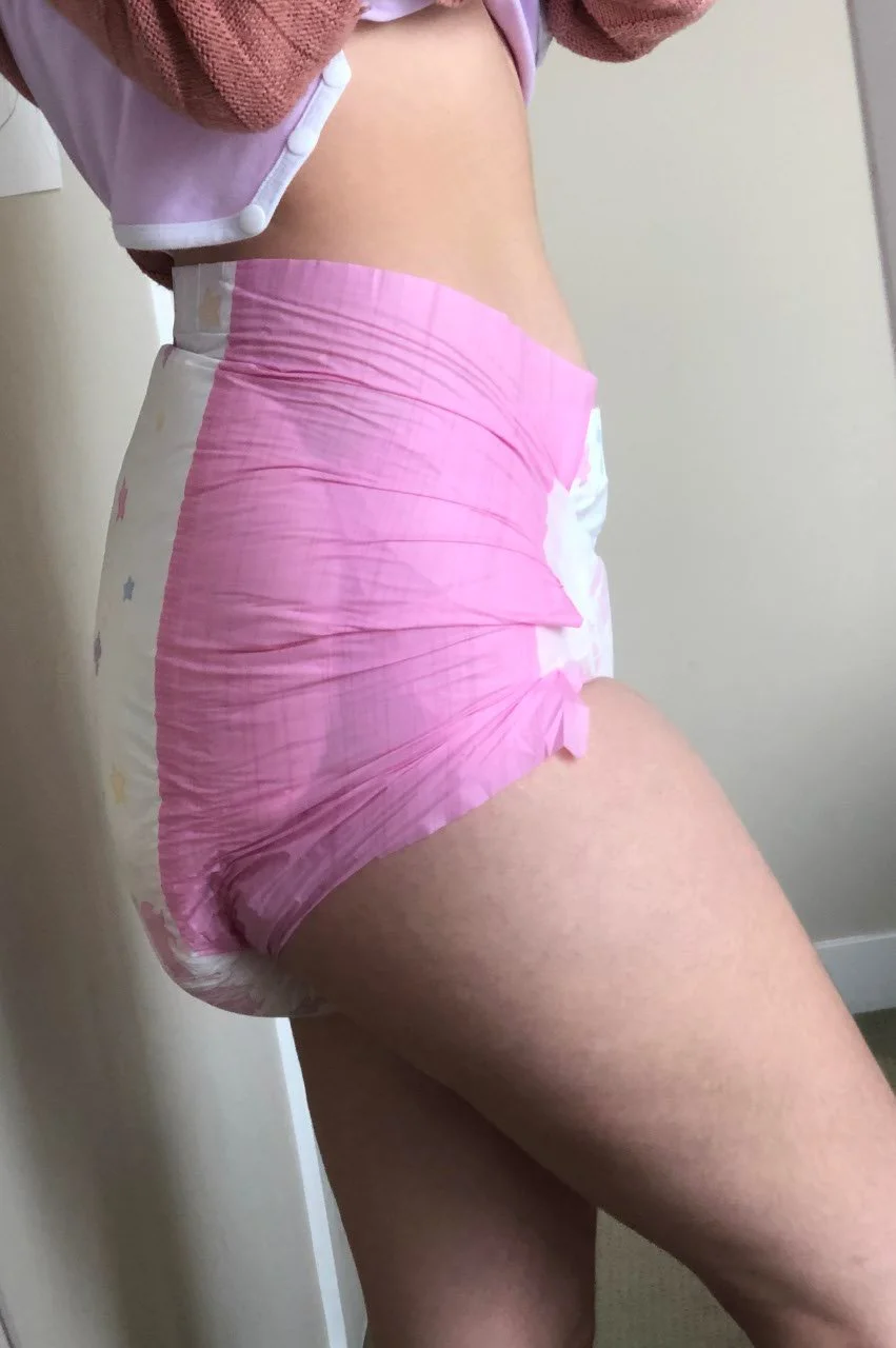 18yo Slut Elaine Alberts Loves Wearing Diapers image 37