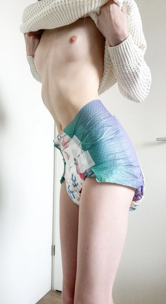 18yo Slut Elaine Alberts Loves Wearing Diapers image 39