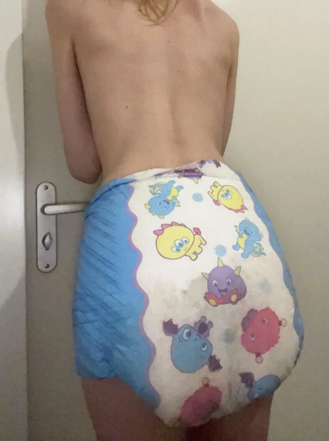 18yo Slut Elaine Alberts Loves Wearing Diapers image 4