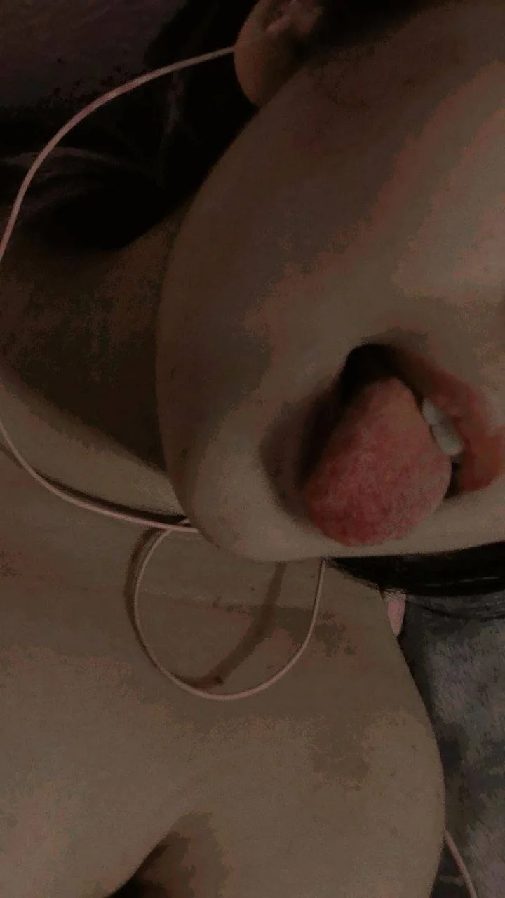 Sexy perrita 🥵 image 13