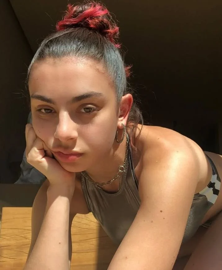 charli-xcx-08-28-2024-3 image 8
