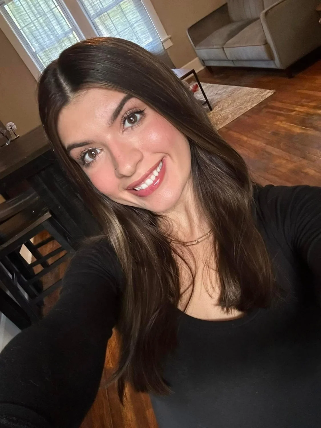 Send a video of you cumming to one of these faces for thier nudes ! image 7