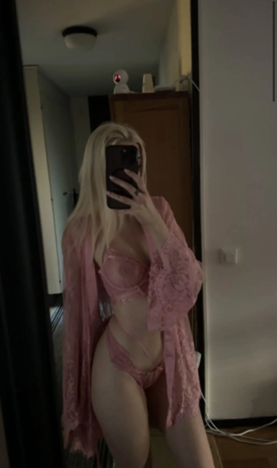 Sallie exposed image 13
