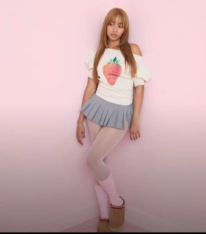 Pinkpantheress Is So Hot image 21