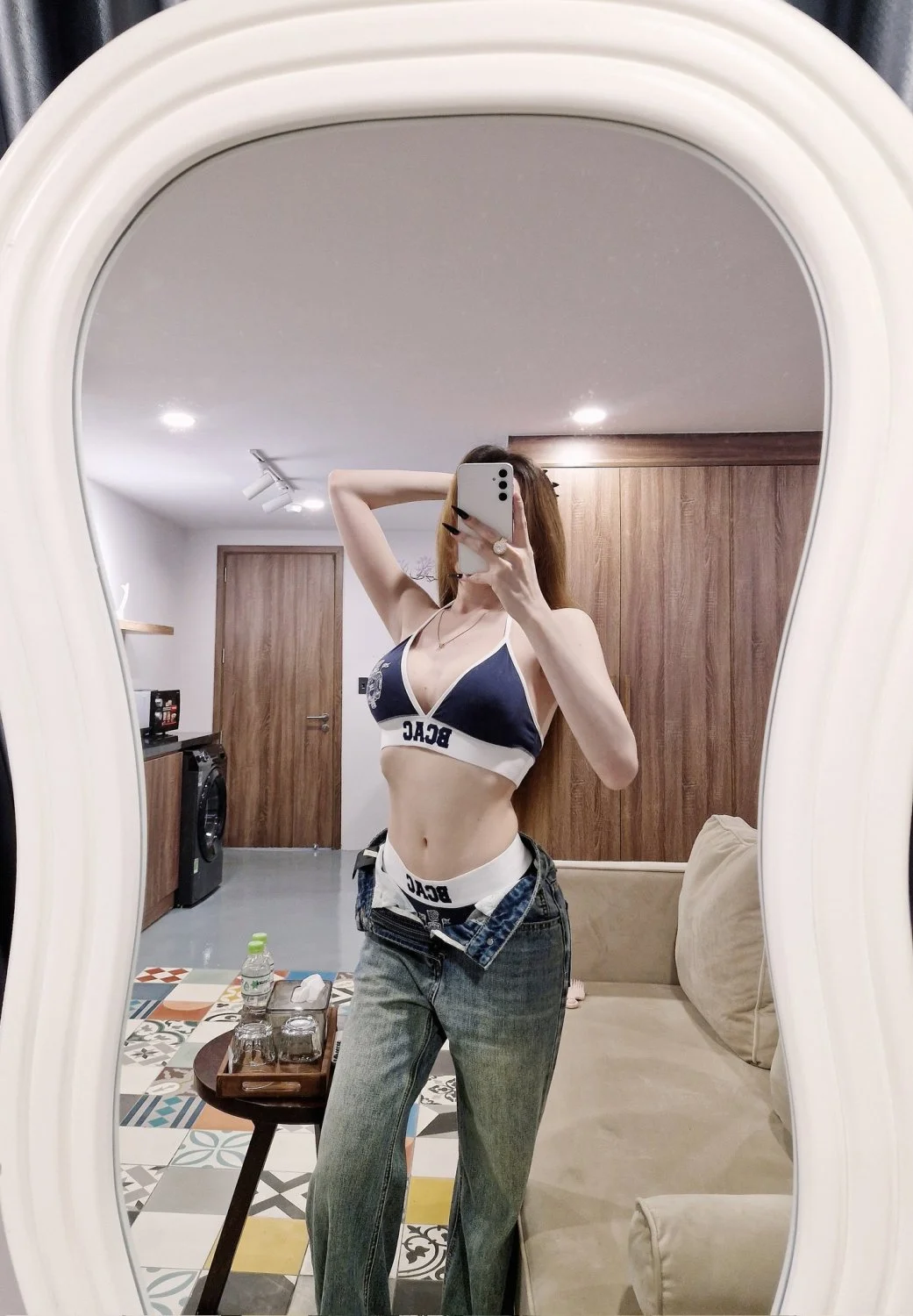 Ladyboy angela quynh main image