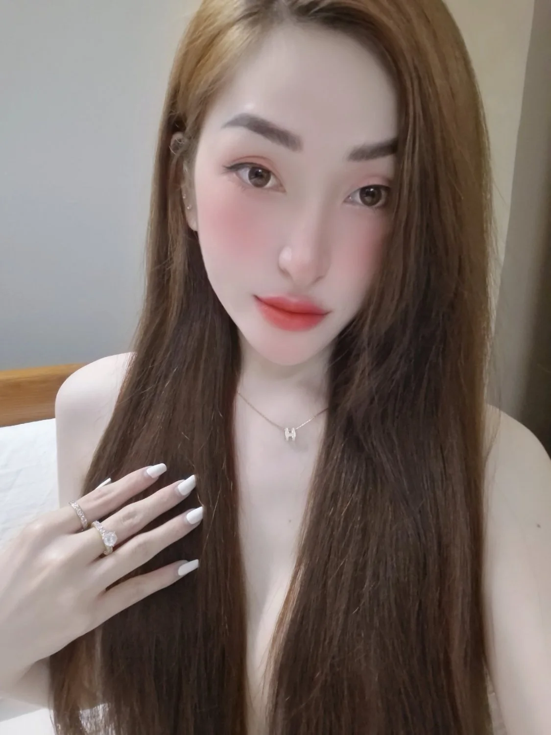 Ladyboy angela quynh image 15