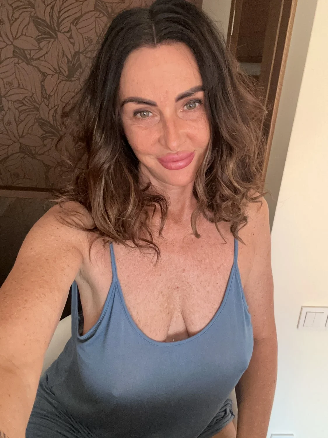 Latina College Pawg Anal StepMom Thick image 1