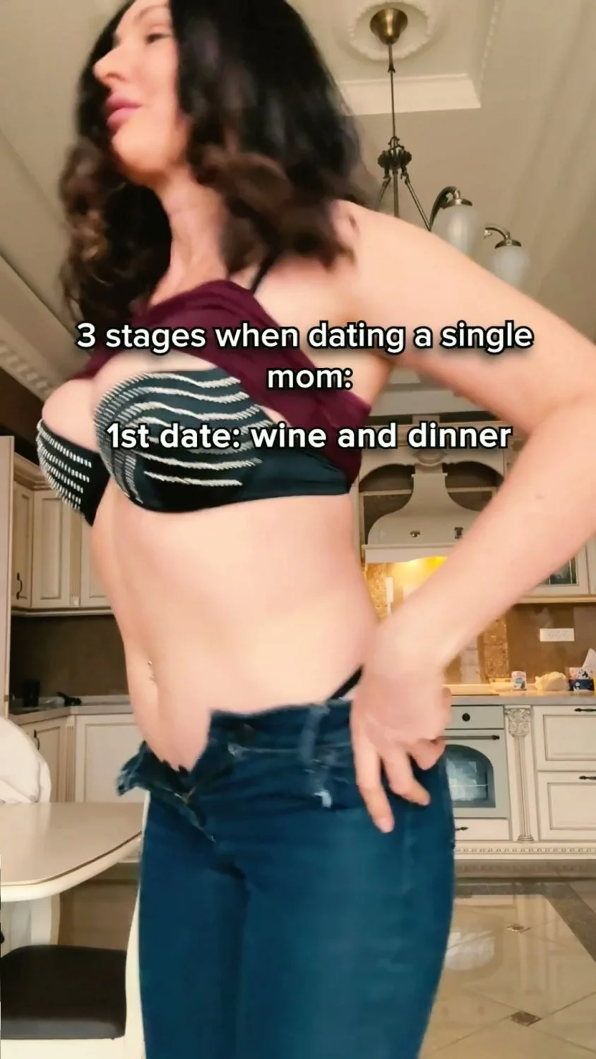 Latina College Pawg Anal StepMom Thick image 5