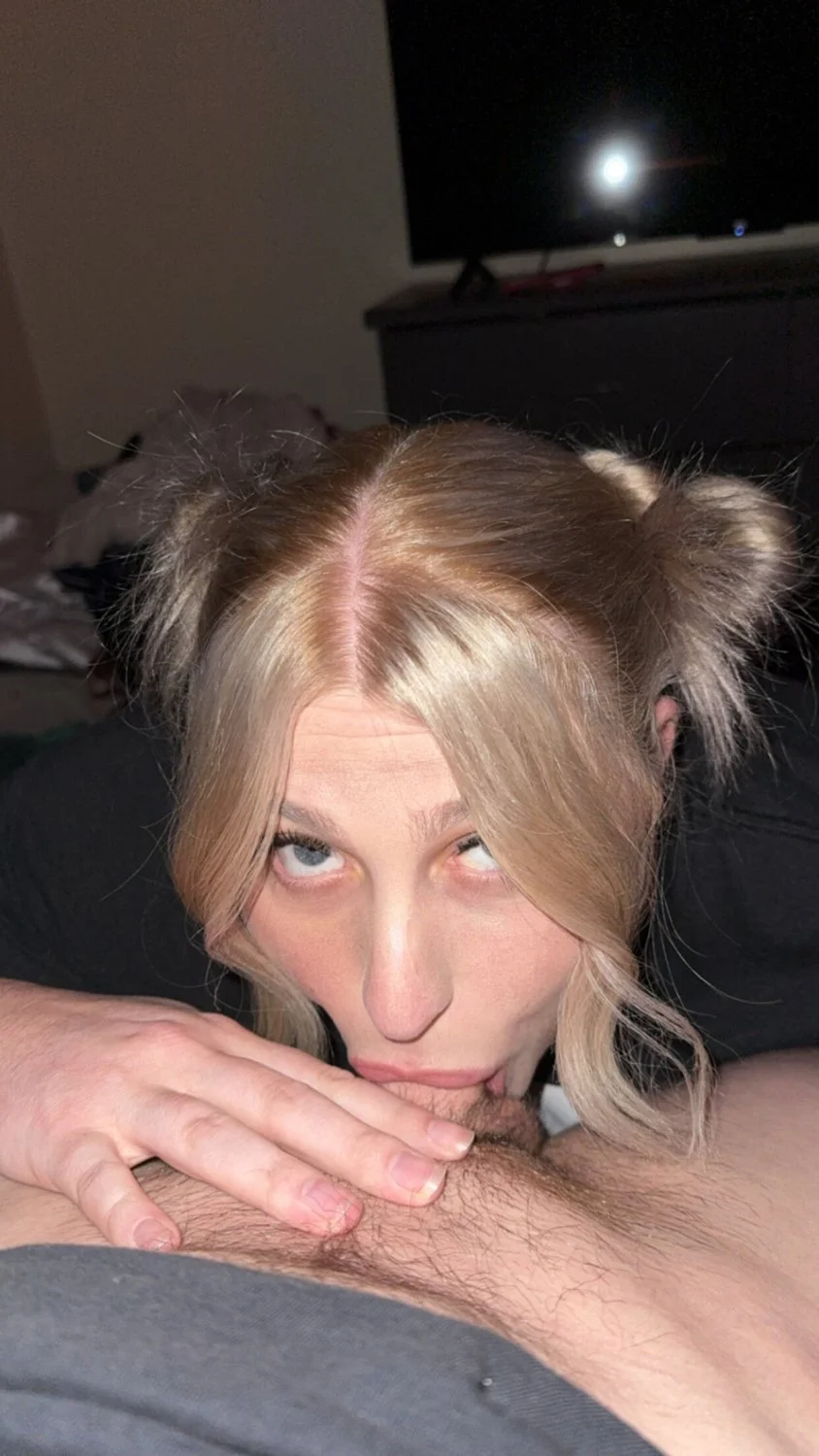 Slut GF Dezie Submitted image 15