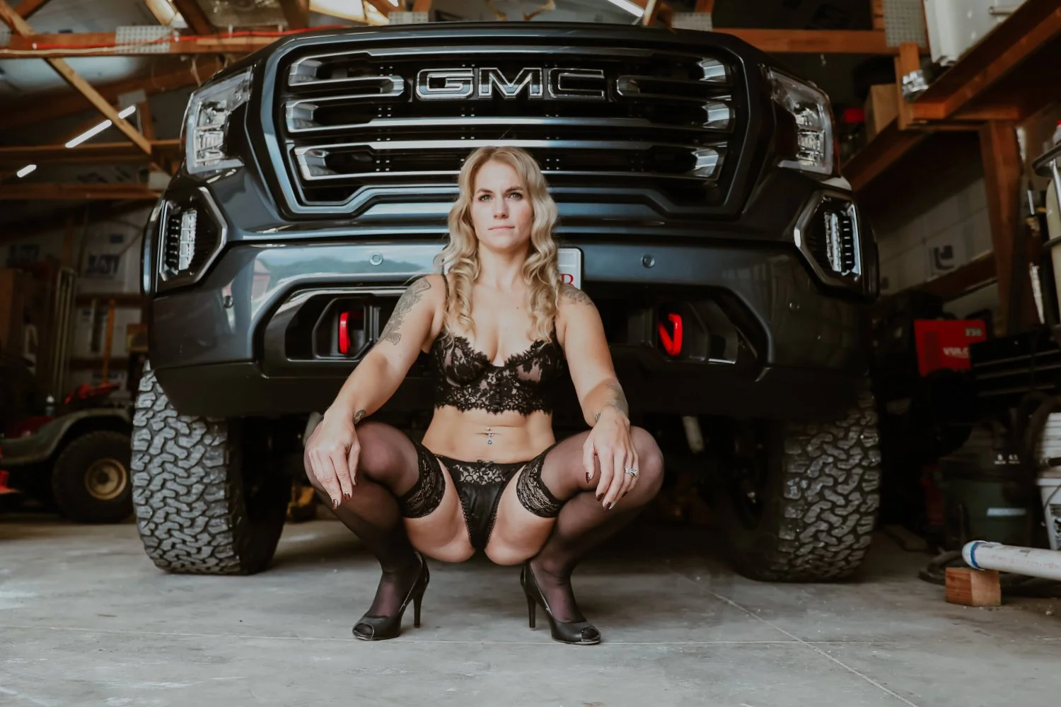 Epic full-nude Shouse boudoir image 15