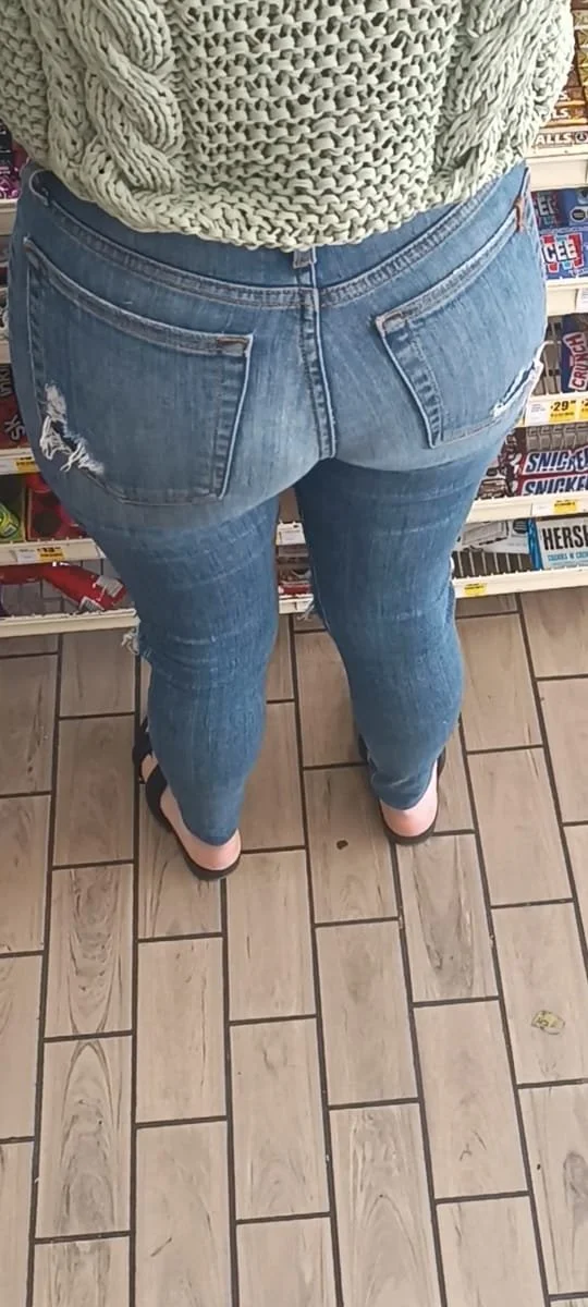 Culonas en La Calle🥵🍑. image 12