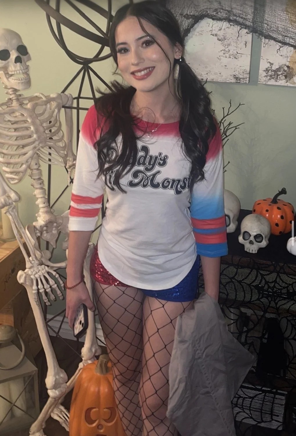 Webslut-Sexy Daughter-Lost image 6