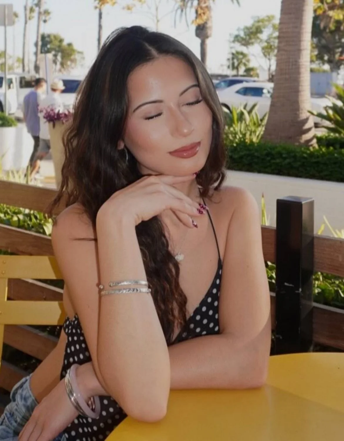 Webslut-Sexy Daughter-Lost image 9