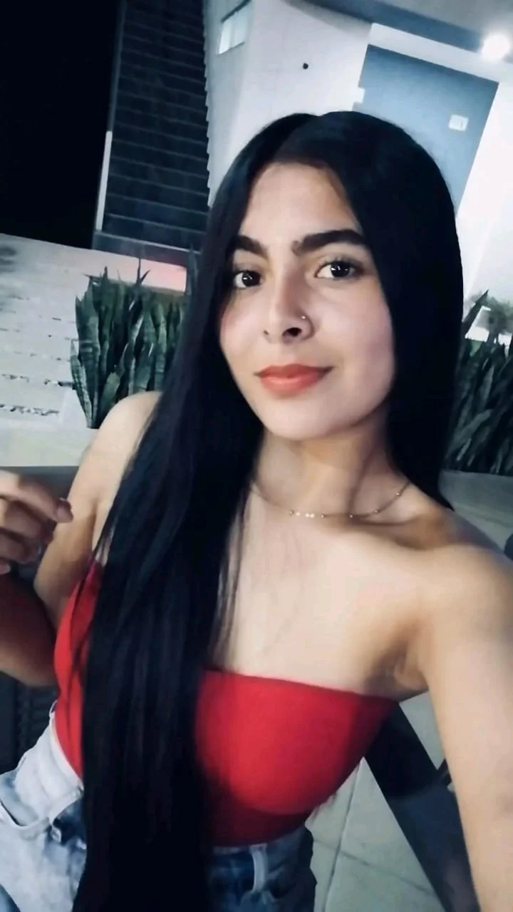 Valentina main image