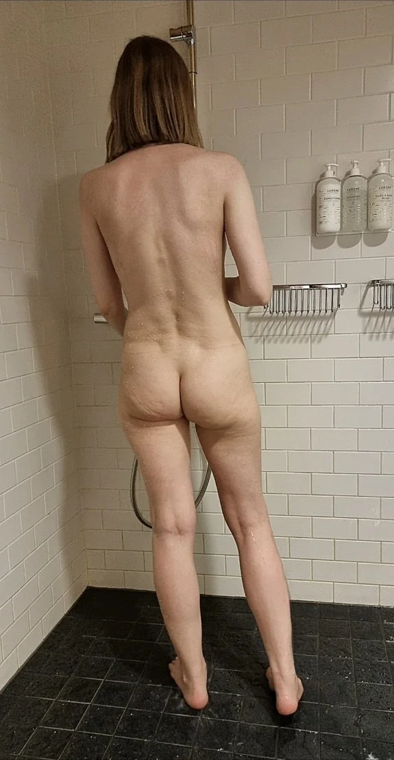 Thick ass milf image 38