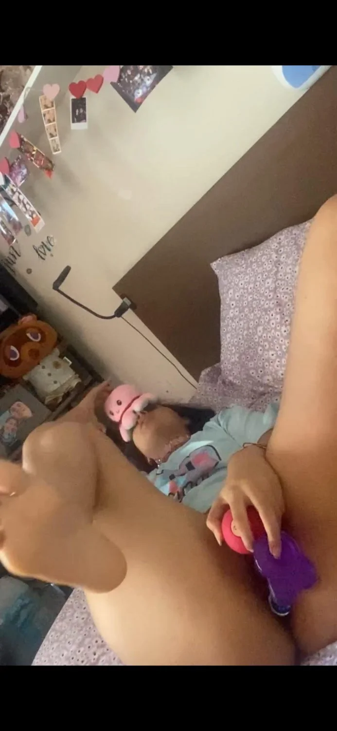 Gf foot slut exposed image 24