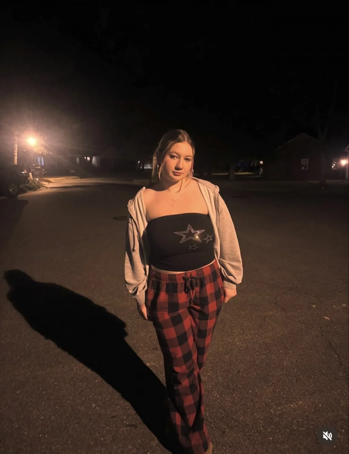 19 year old teen with big tits sends nudes for alcohol image 4
