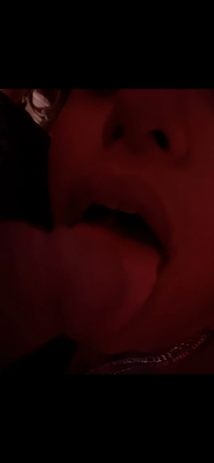 Dm me to talk about my teen girlfriend image 3