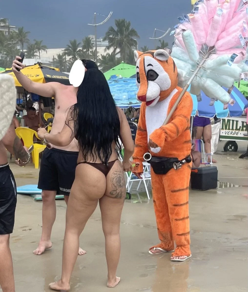 Tirando o biquini das casada, mulheres de corno, parte 2 image 9