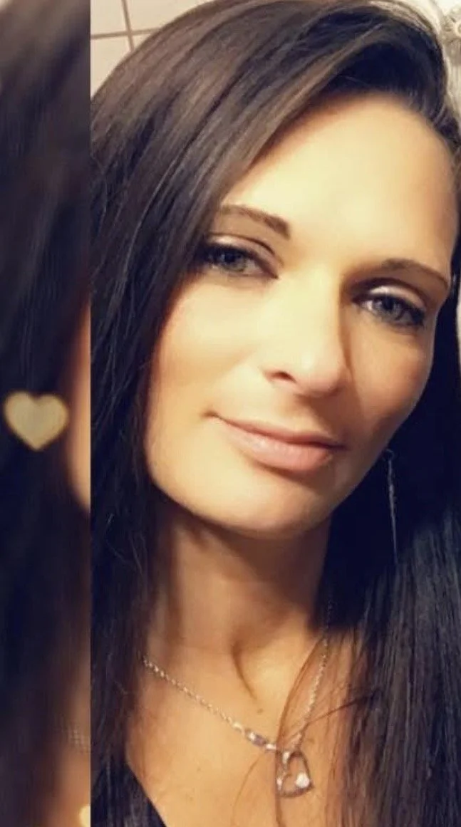 Friends baby mamma sucking my cock main image