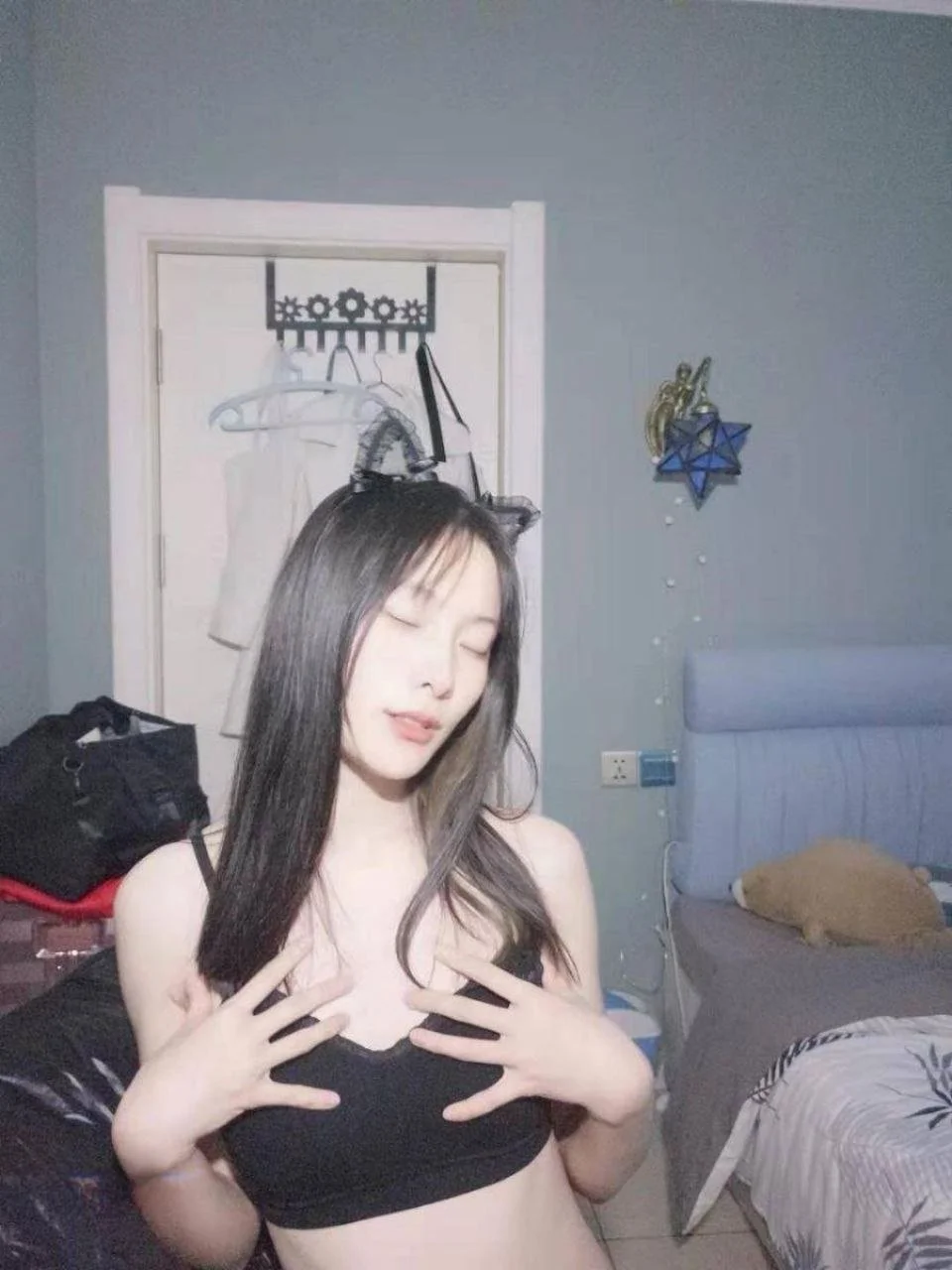 Asian Teen 127 image 7