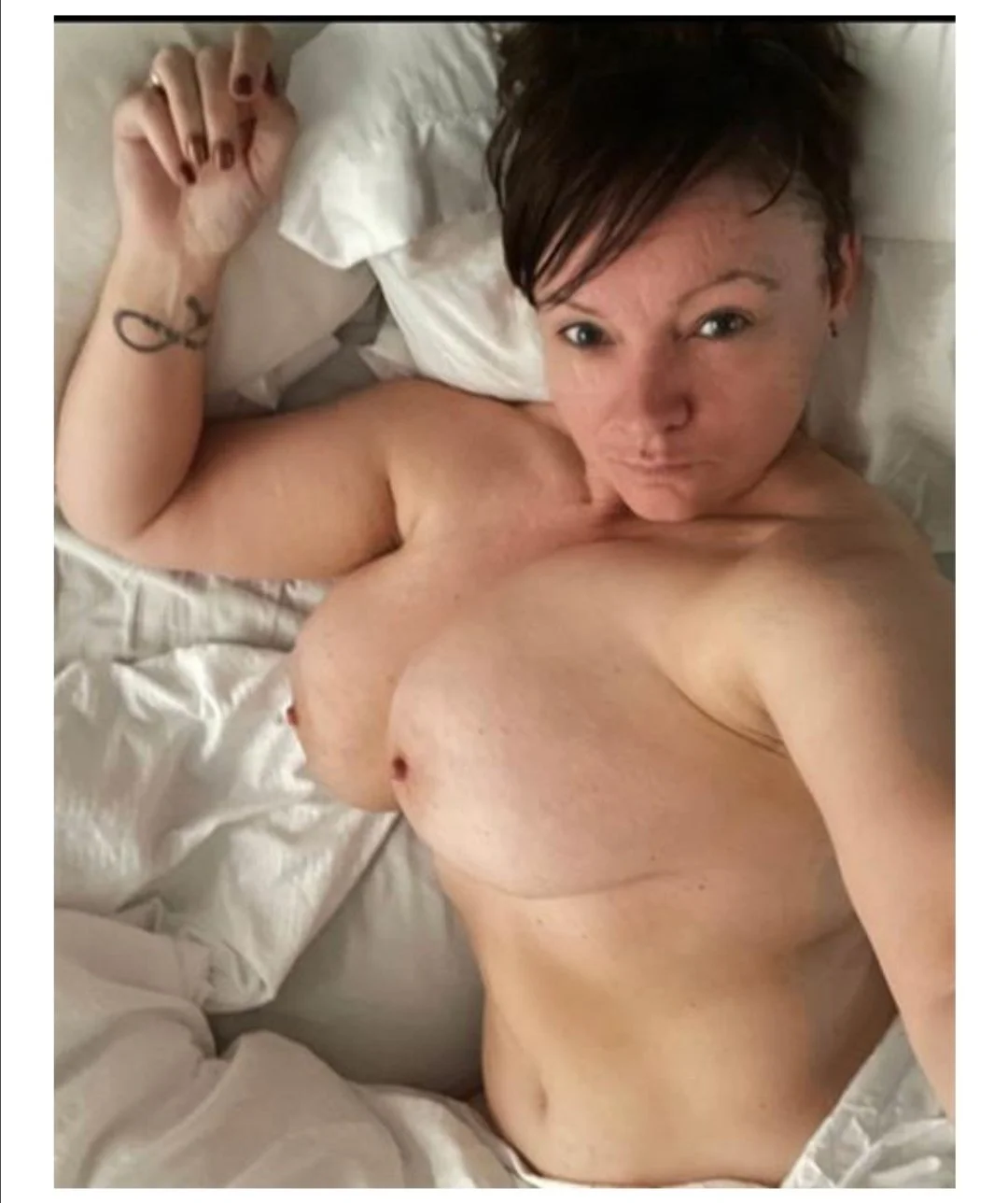Dirty slut uk number one milf image 7