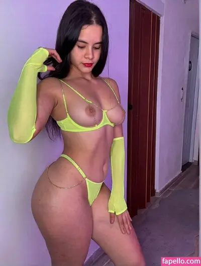 COLOMBIANA RABUDA DO INSTAGRAM 💦💦 cover image