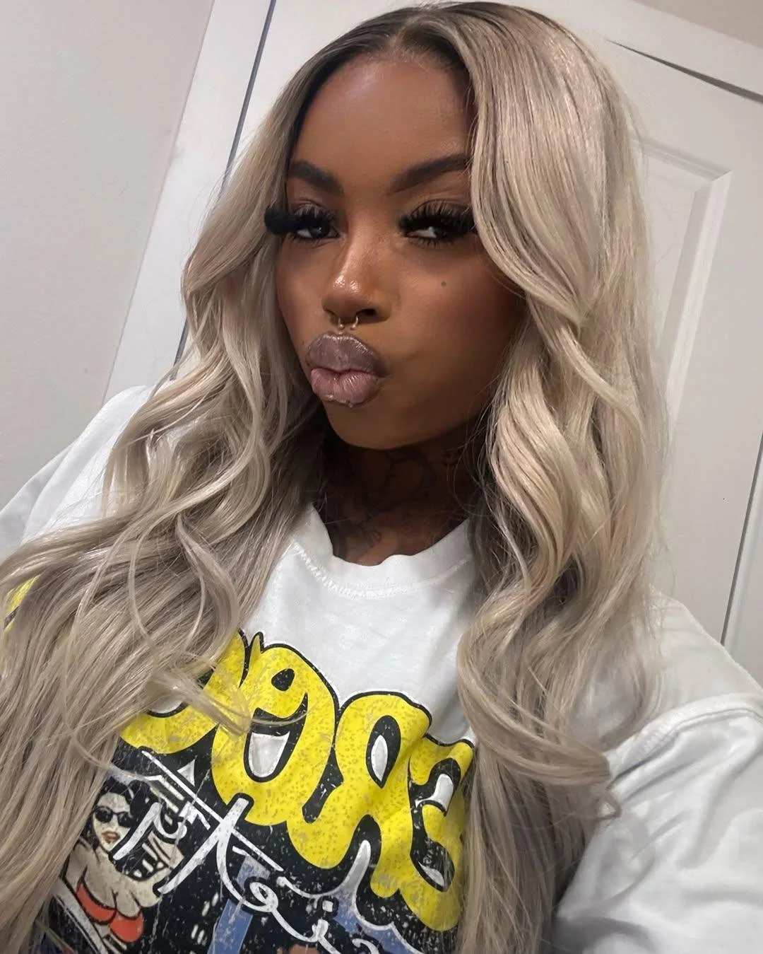 Who on this site can show me the best tribute of these Hoodrat Holly videos and photos? image 38