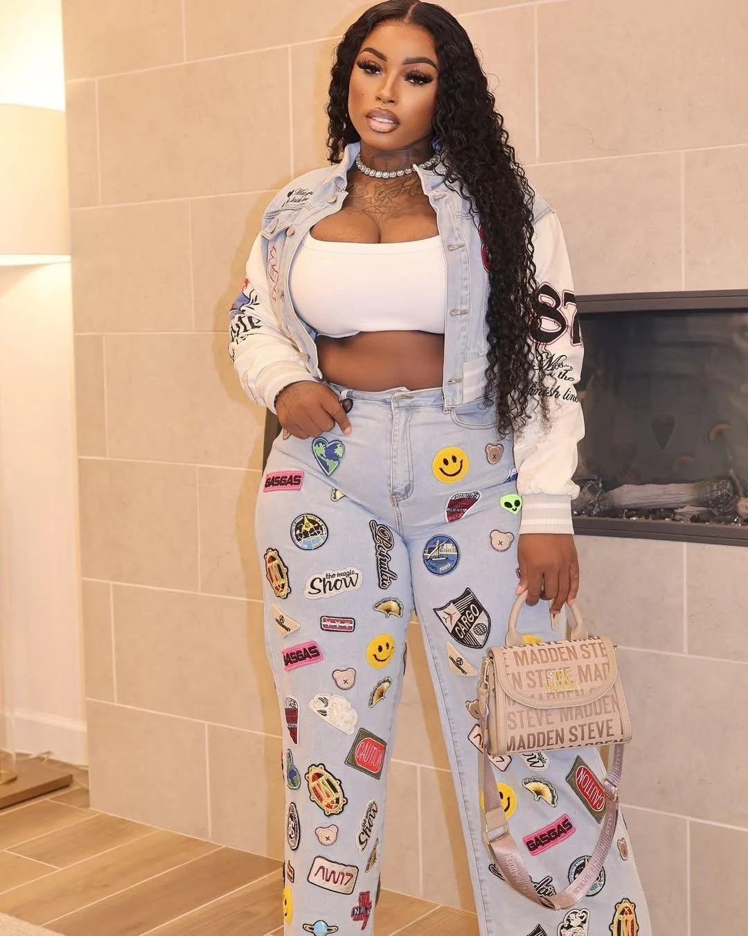 Who on this site can show me the best tribute of these Hoodrat Holly videos and photos? image 48