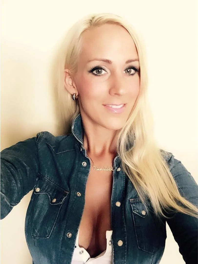 German Big Titted Slut Ricarda image 9