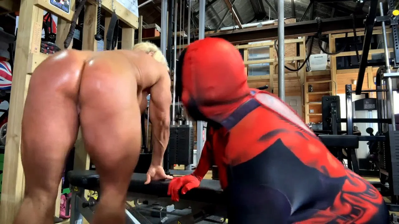Bodybuilding sex image 13