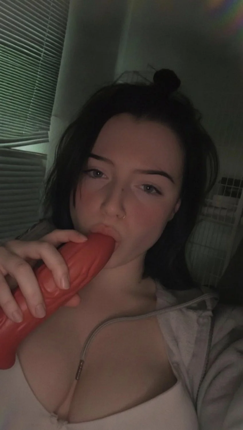Discord: bd189 slut Celina failed loyalty test(repost to make this get to 10k views make her famous) image 5