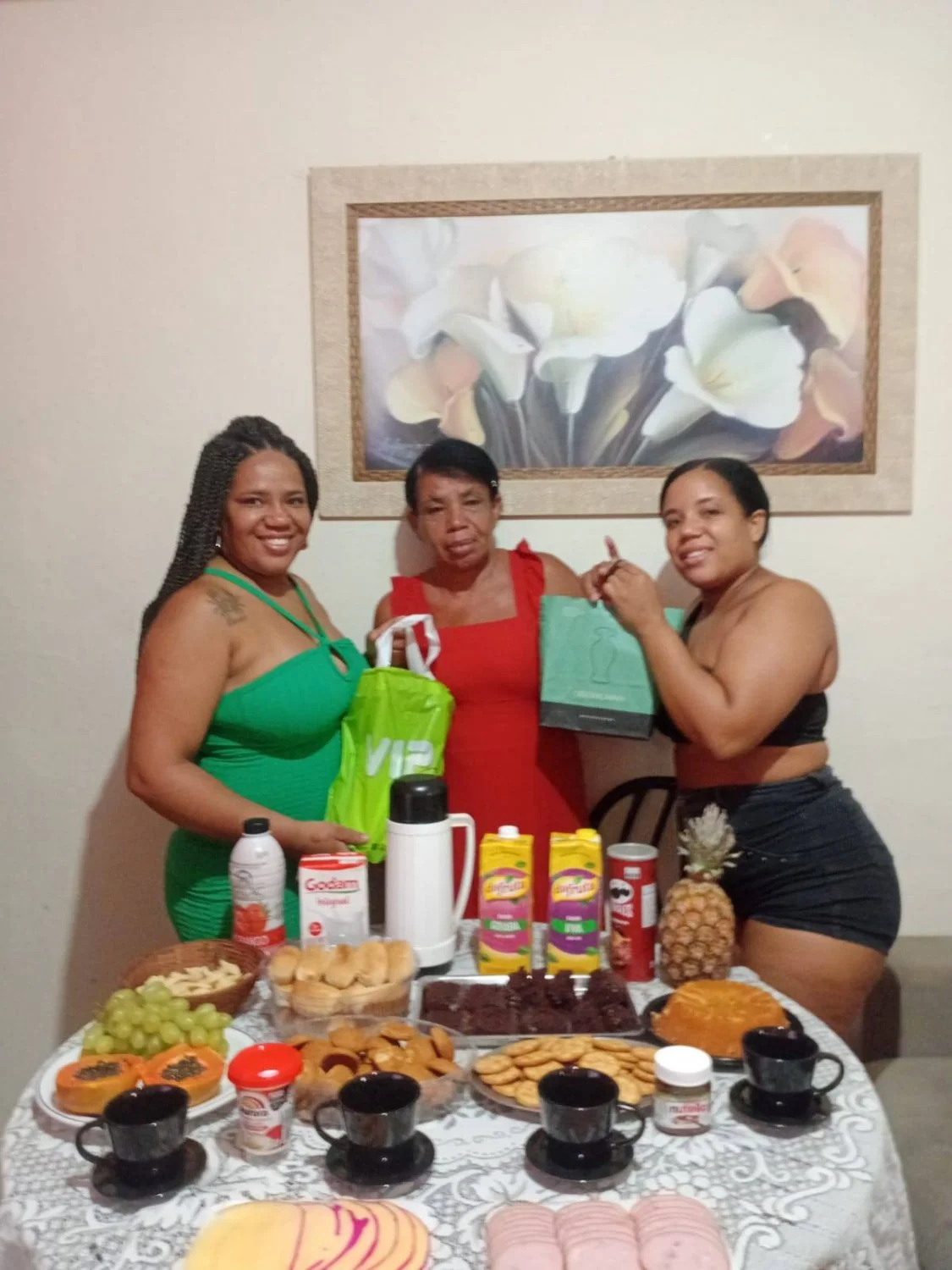 Fotos de gostosas rabudas com legenda. comentem bastante. image 50