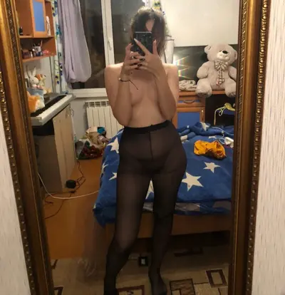 Arina - skinny big booty teen fat pussy slut nudes 18+ cover image