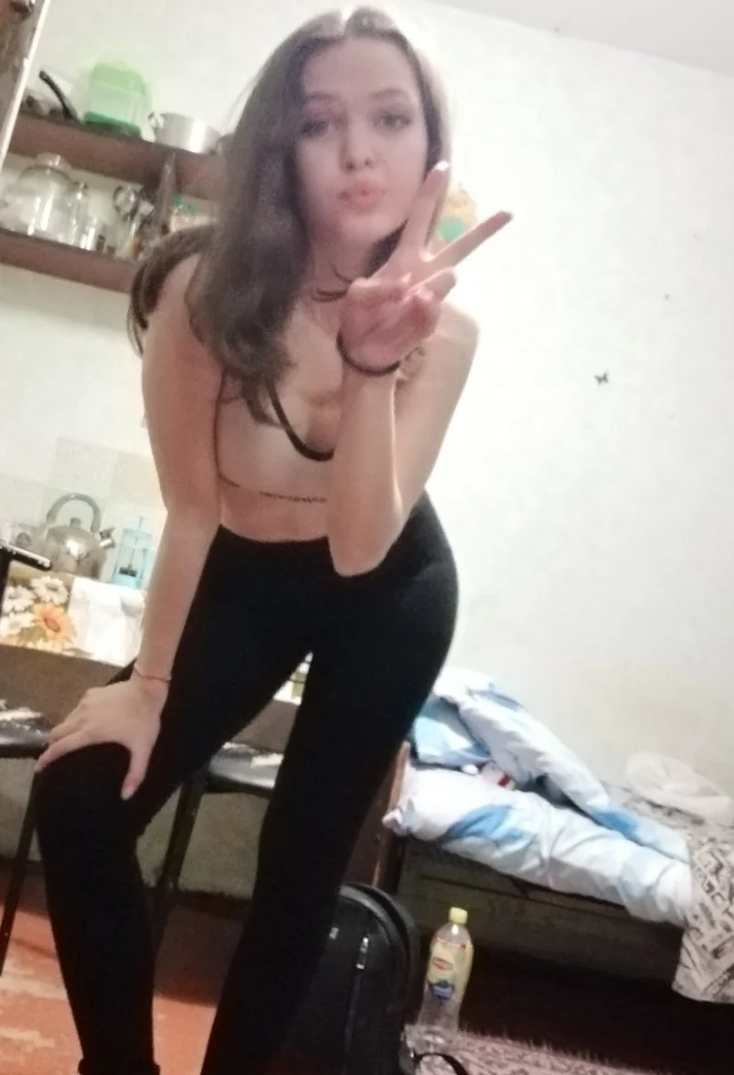 Arina - skinny big booty teen fat pussy slut nudes 18+ image 8