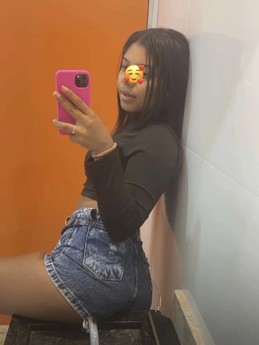 Putinhas do tiktok 😈qual a sua preferida? image 27