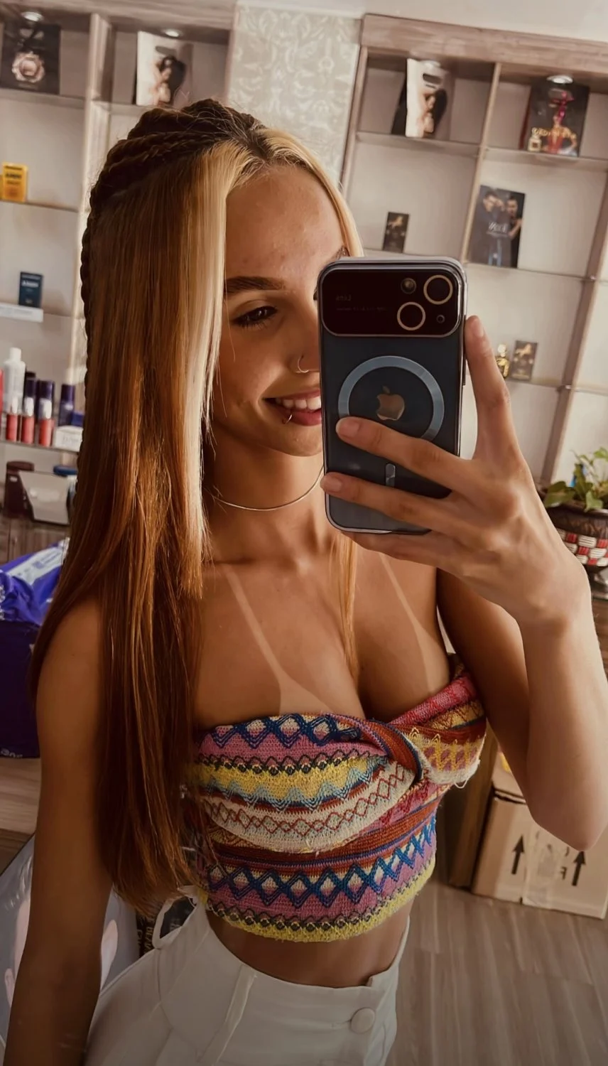 Putinhas do tiktok 😈qual a sua preferida? image 7