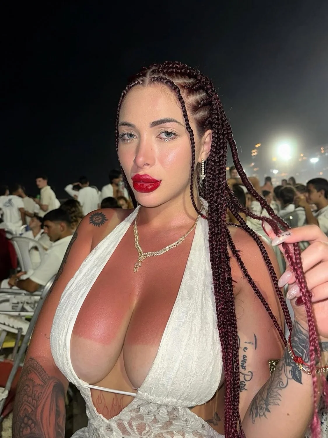 ARGENTINA PUTISIMA operada muestra su terrible ogt y tremendas tetas 🔥🔥🔥🔥🔥 image 3