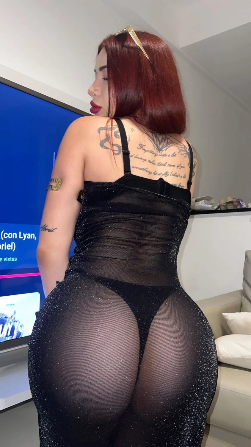 ARGENTINA PUTISIMA operada muestra su terrible ogt y tremendas tetas 🔥🔥🔥🔥🔥 image 8