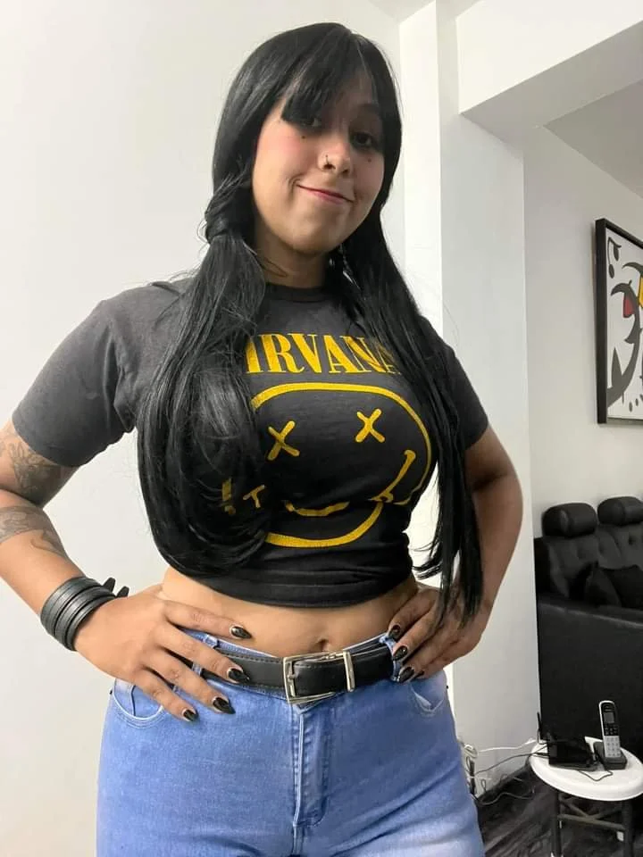 YERAL SEXY TATUADA image 2
